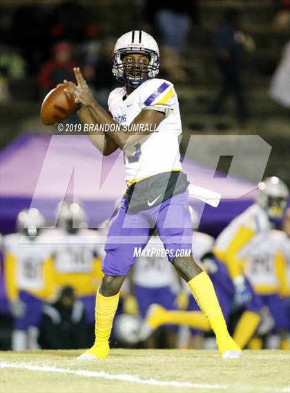 Thumbnail 1 in Pleasant Grove @ Chilton County (AHSAA 5A Round 1) photogallery.