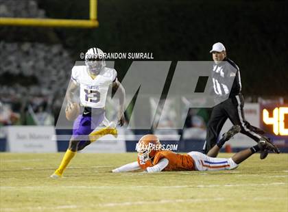 Thumbnail 2 in Pleasant Grove @ Chilton County (AHSAA 5A Round 1) photogallery.