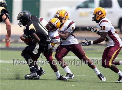 Thumbnail 1 in Glades Central vs. Denison (Texas vs. Florida Football Showcase) photogallery.