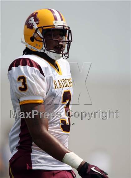 Thumbnail 2 in Glades Central vs. Denison (Texas vs. Florida Football Showcase) photogallery.