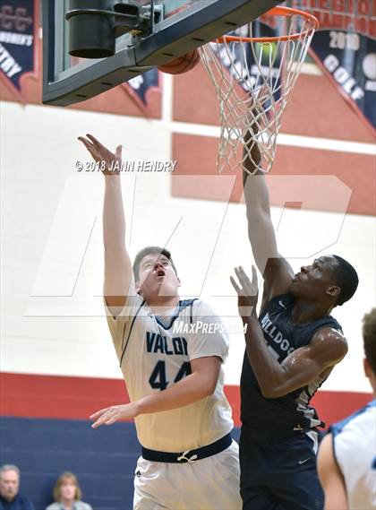 Thumbnail 2 in Valor Christian vs. Centennial (Tarkanian Classic) photogallery.
