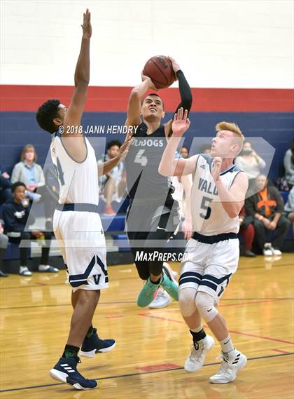 Thumbnail 2 in Valor Christian vs. Centennial (Tarkanian Classic) photogallery.