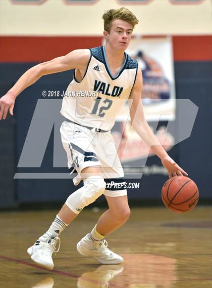 Thumbnail 2 in Valor Christian vs. Centennial (Tarkanian Classic) photogallery.