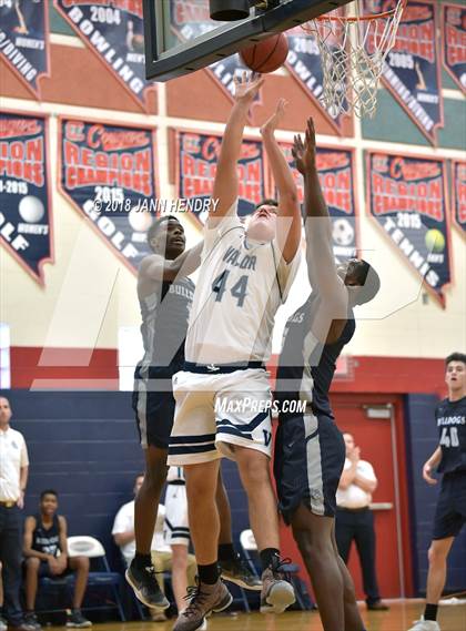 Thumbnail 3 in Valor Christian vs. Centennial (Tarkanian Classic) photogallery.