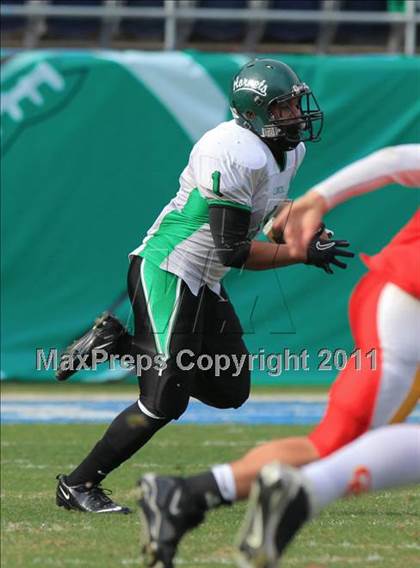 Thumbnail 3 in Lincoln vs. Cathedral Catholic (CIF SDS D3 Final) photogallery.