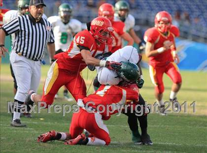 Thumbnail 3 in Lincoln vs. Cathedral Catholic (CIF SDS D3 Final) photogallery.