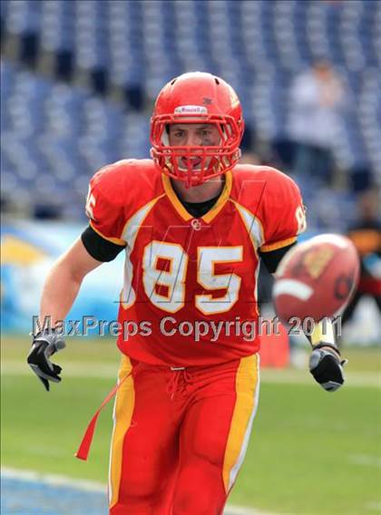 Thumbnail 3 in Lincoln vs. Cathedral Catholic (CIF SDS D3 Final) photogallery.