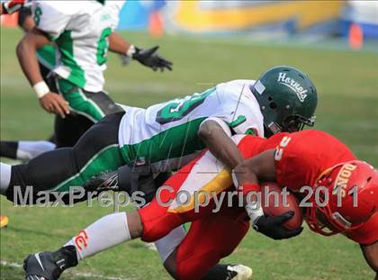 Thumbnail 2 in Lincoln vs. Cathedral Catholic (CIF SDS D3 Final) photogallery.