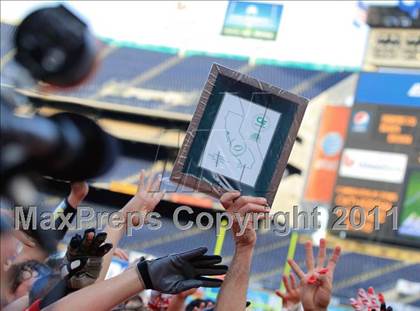 Thumbnail 2 in Lincoln vs. Cathedral Catholic (CIF SDS D3 Final) photogallery.