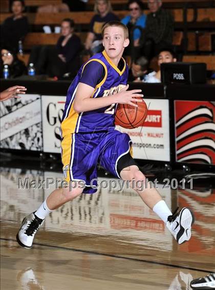 Thumbnail 2 in Rowland vs. Righetti (APU Shootout) photogallery.