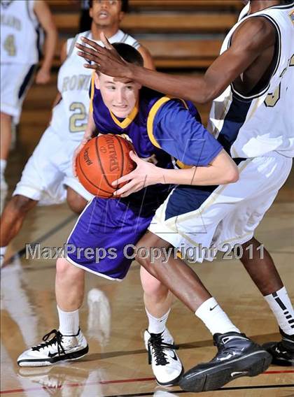 Thumbnail 2 in Rowland vs. Righetti (APU Shootout) photogallery.