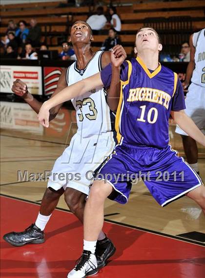 Thumbnail 3 in Rowland vs. Righetti (APU Shootout) photogallery.