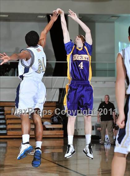 Thumbnail 2 in Rowland vs. Righetti (APU Shootout) photogallery.