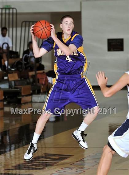 Thumbnail 3 in Rowland vs. Righetti (APU Shootout) photogallery.