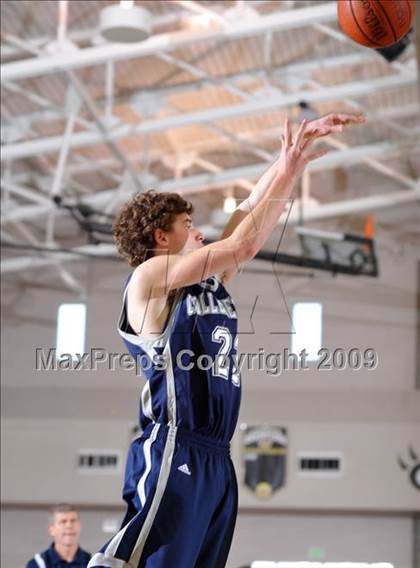 Thumbnail 1 in College Park vs Eisenhower (MaxPreps Holiday Classic) photogallery.