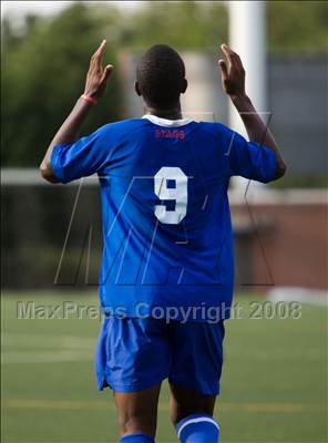 Thumbnail 3 in DeMatha @ St. John's photogallery.