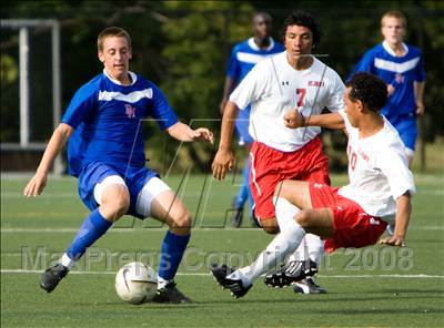 Thumbnail 2 in DeMatha @ St. John's photogallery.