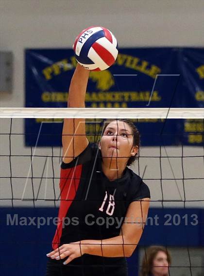 Thumbnail 1 in Lake Travis @ Pflugerville photogallery.