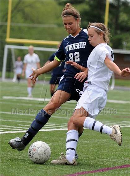Thumbnail 1 in Manheim Township @ Hempfield (L-L League Championships) photogallery.