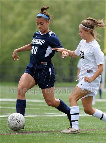 Thumbnail 2 in Manheim Township @ Hempfield (L-L League Championships) photogallery.