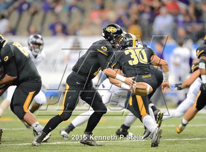 Thumbnail 2 in Mangham @ Kinder (LHSAA Class 2A Final) photogallery.