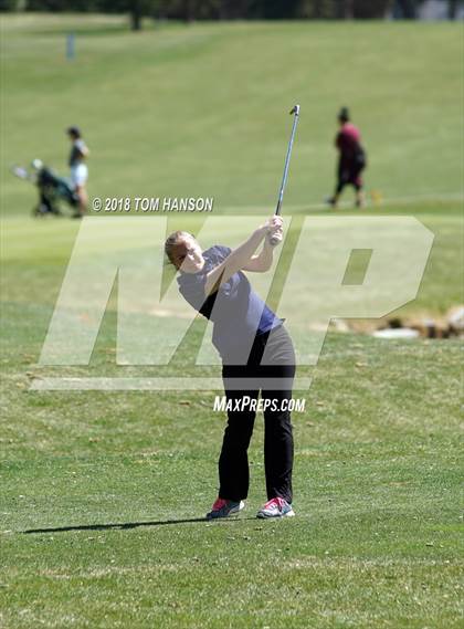 Thumbnail 1 in Loveland Invitational photogallery.