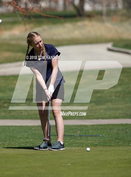 Thumbnail 2 in Loveland Invitational photogallery.