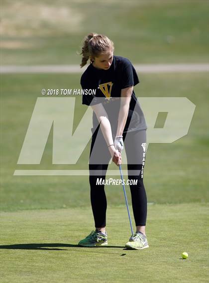 Thumbnail 1 in Loveland Invitational photogallery.