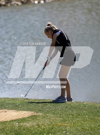 Thumbnail 2 in Loveland Invitational photogallery.