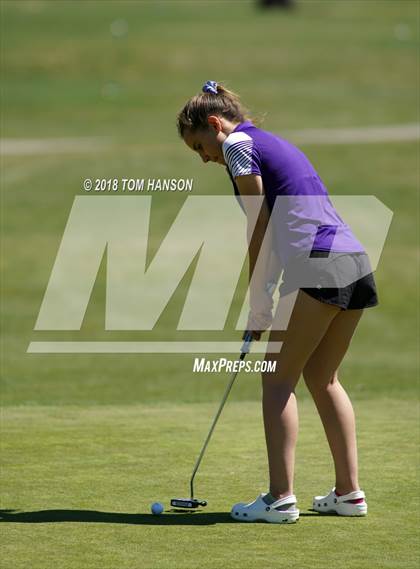 Thumbnail 2 in Loveland Invitational photogallery.