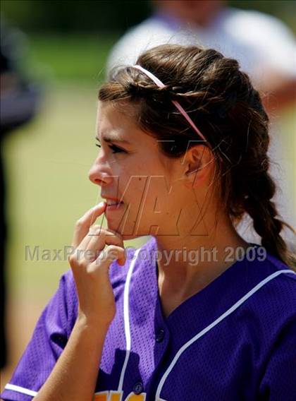Thumbnail 2 in Norwalk vs. Aliso Niguel photogallery.