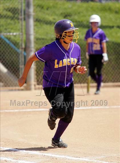 Thumbnail 3 in Norwalk vs. Aliso Niguel photogallery.
