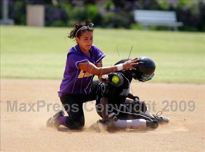 Thumbnail 3 in Norwalk vs. Aliso Niguel photogallery.