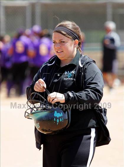 Thumbnail 2 in Norwalk vs. Aliso Niguel photogallery.