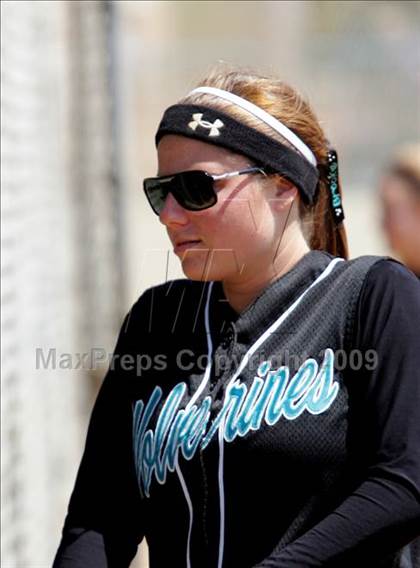 Thumbnail 2 in Norwalk vs. Aliso Niguel photogallery.