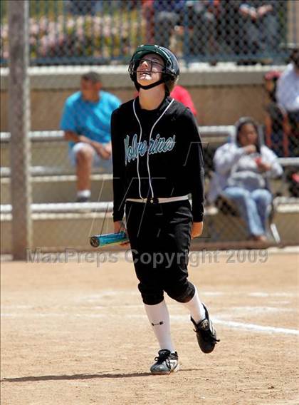 Thumbnail 3 in Norwalk vs. Aliso Niguel photogallery.