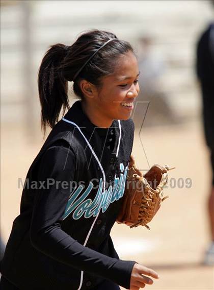 Thumbnail 1 in Norwalk vs. Aliso Niguel photogallery.