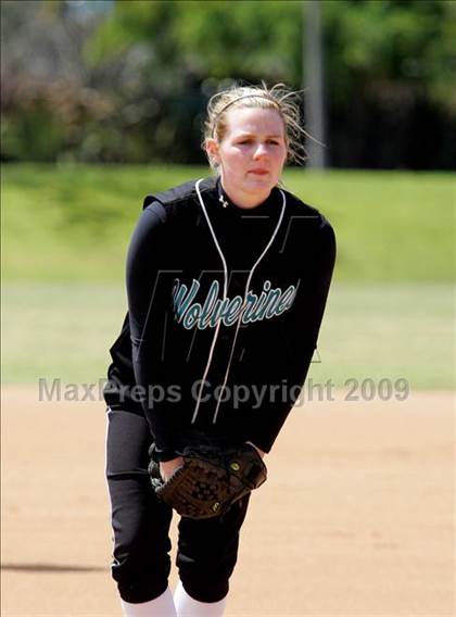 Thumbnail 1 in Norwalk vs. Aliso Niguel photogallery.