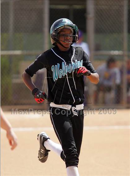 Thumbnail 2 in Norwalk vs. Aliso Niguel photogallery.