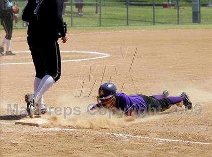 Thumbnail 2 in Norwalk vs. Aliso Niguel photogallery.