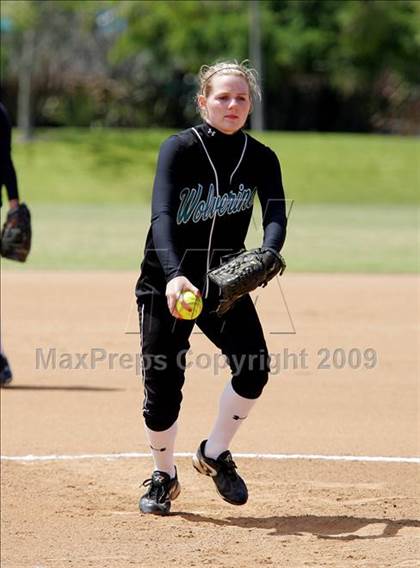 Thumbnail 2 in Norwalk vs. Aliso Niguel photogallery.