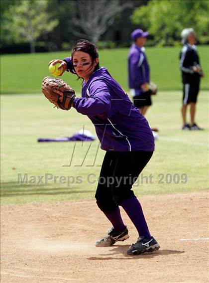 Thumbnail 2 in Norwalk vs. Aliso Niguel photogallery.