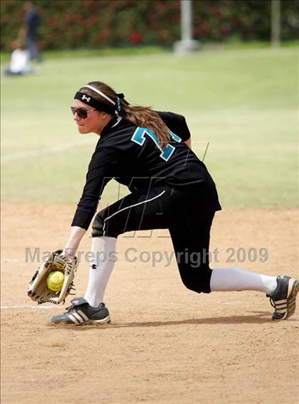 Thumbnail 3 in Norwalk vs. Aliso Niguel photogallery.