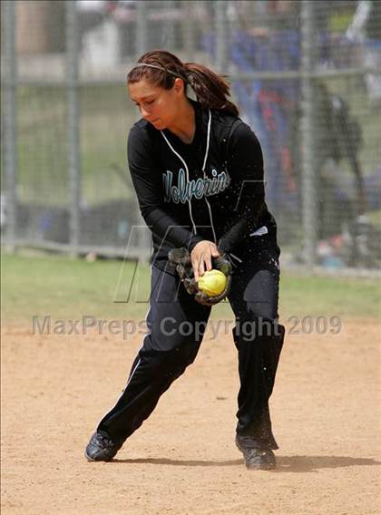 Thumbnail 2 in Norwalk vs. Aliso Niguel photogallery.