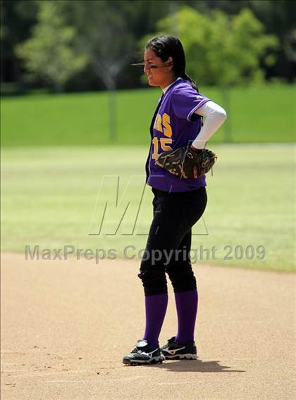 Thumbnail 3 in Norwalk vs. Aliso Niguel photogallery.