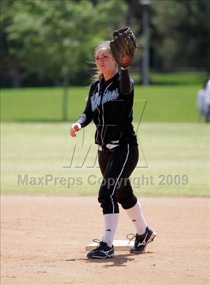 Thumbnail 3 in Norwalk vs. Aliso Niguel photogallery.