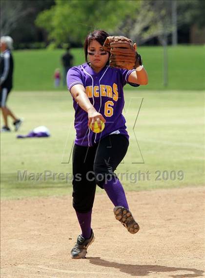 Thumbnail 2 in Norwalk vs. Aliso Niguel photogallery.