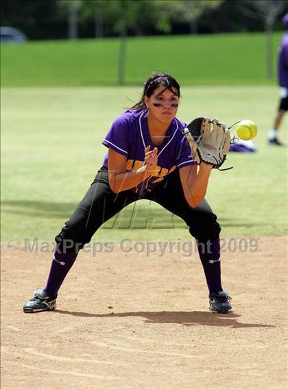 Thumbnail 1 in Norwalk vs. Aliso Niguel photogallery.
