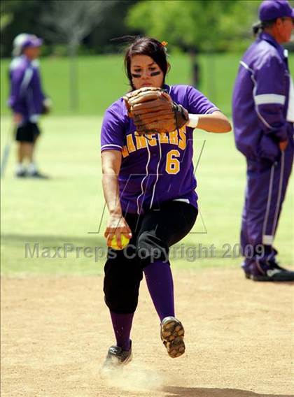 Thumbnail 3 in Norwalk vs. Aliso Niguel photogallery.