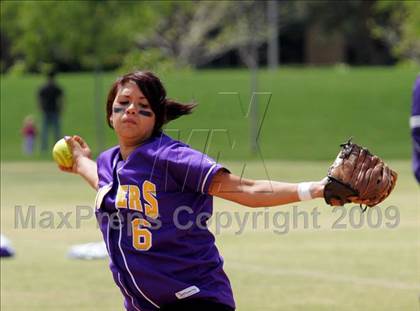 Thumbnail 3 in Norwalk vs. Aliso Niguel photogallery.